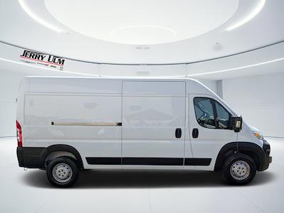 Used 2023 Ram ProMaster 2500 - photo 2