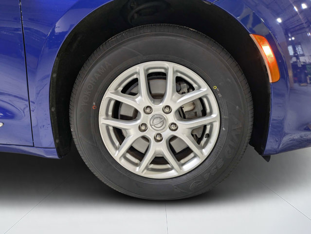 Used 2020 Chrysler Pacifica - photo 12