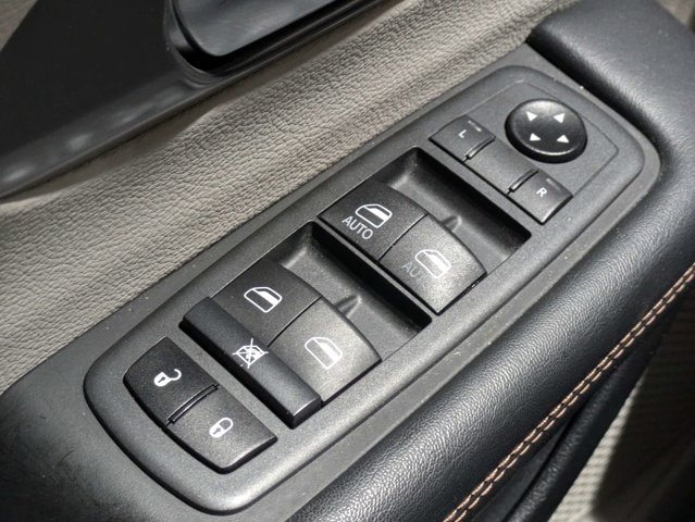 Used 2020 Chrysler Pacifica - photo 26