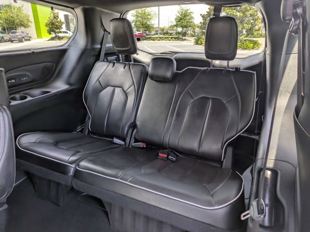 Used 2022 Chrysler Pacifica - photo 32