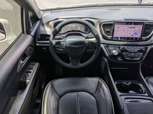 Used 2022 Chrysler Pacifica - photo 35