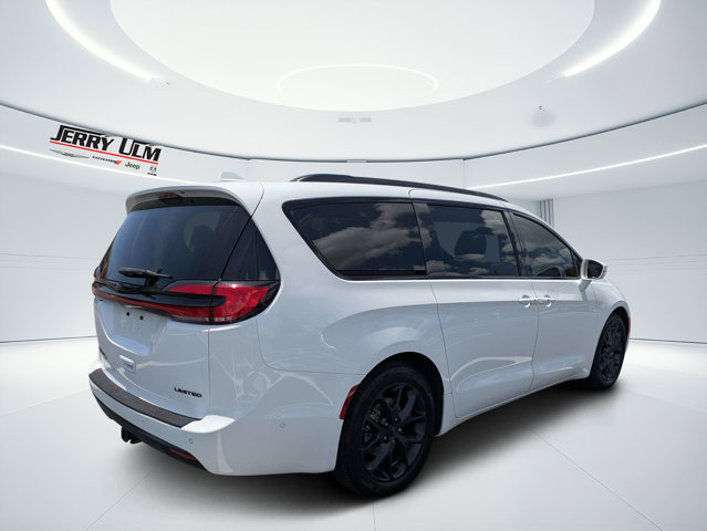 Used 2022 Chrysler Pacifica - photo 20