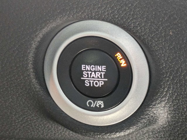 Used 2022 Chrysler Pacifica - photo 16