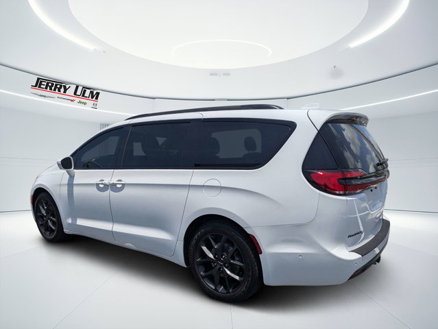 Used 2022 Chrysler Pacifica - photo 22