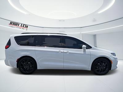 2022 Chrysler Pacifica FWD Minivan for sale #R183781A - photo 2