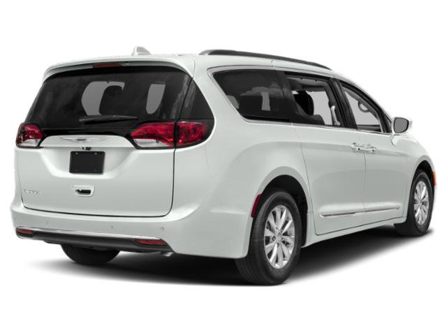 Used 2018 Chrysler Pacifica - photo 2