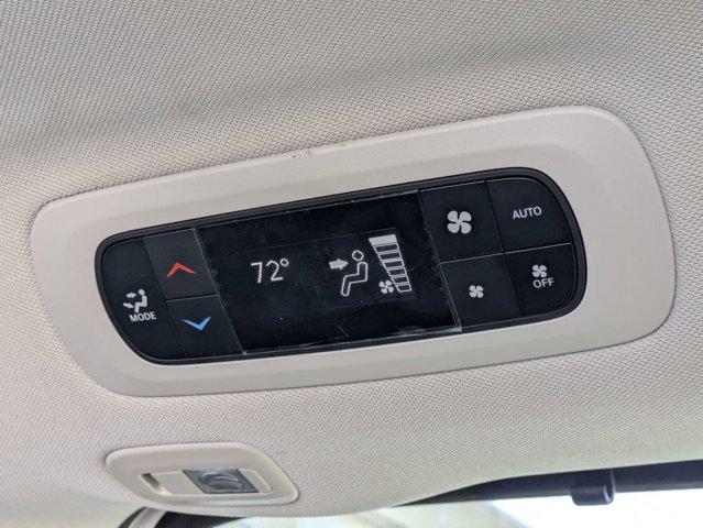 Used 2023 Chrysler Pacifica - photo 31