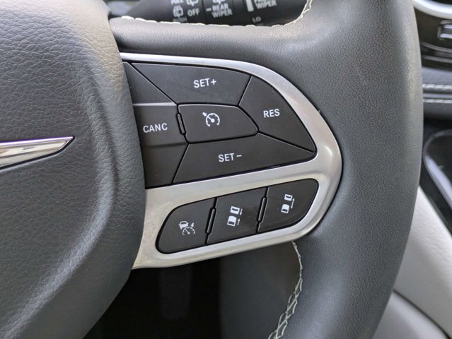 Used 2023 Chrysler Pacifica - photo 14