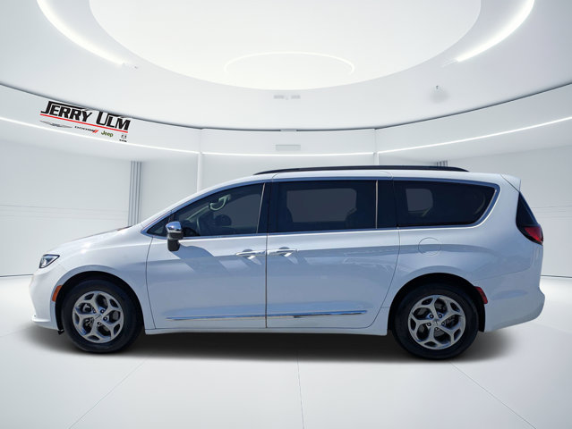 Used 2023 Chrysler Pacifica - photo 35