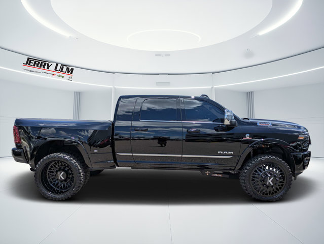 Used 2026 Ram 3500 - photo 2