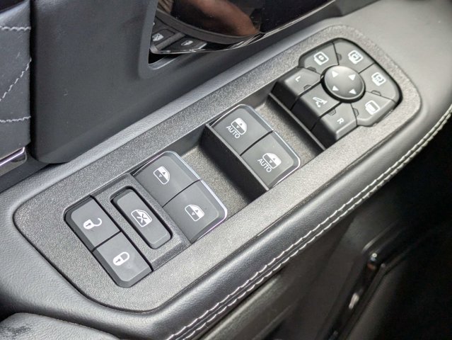 Used 2026 Ram 3500 - photo 25