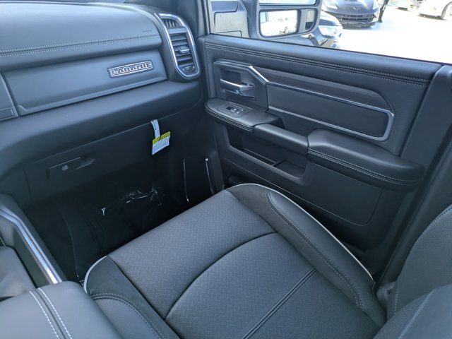 Used 2026 Ram 3500 - photo 25