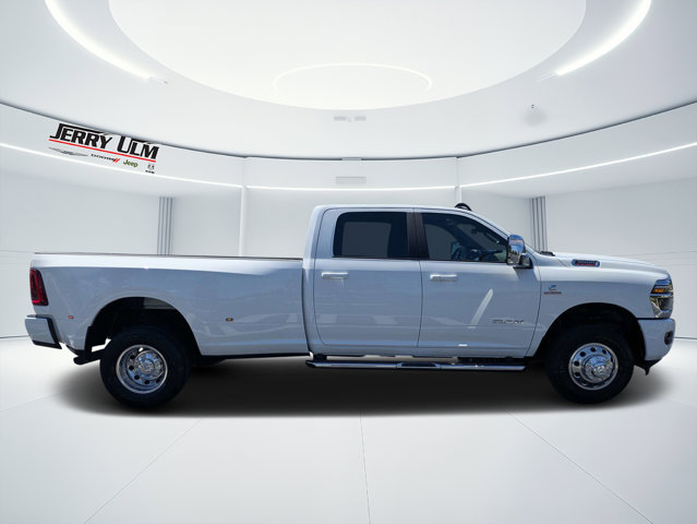 Used 2026 Ram 3500 - photo 2