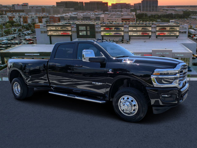 Used 2026 Ram 3500 - photo 1