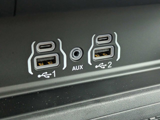 Used 2026 Ram 3500 - photo 19