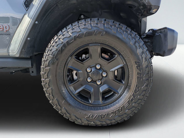 Used 2023 Jeep Gladiator - photo 24