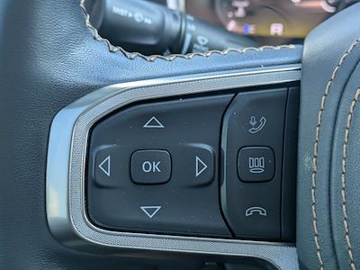 Used 2025 Ram 1500 - photo 1