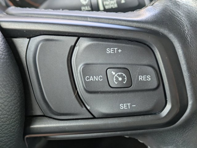 Used 2021 Jeep Gladiator - photo 7