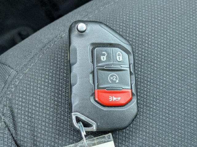 Used 2021 Jeep Gladiator - photo 10