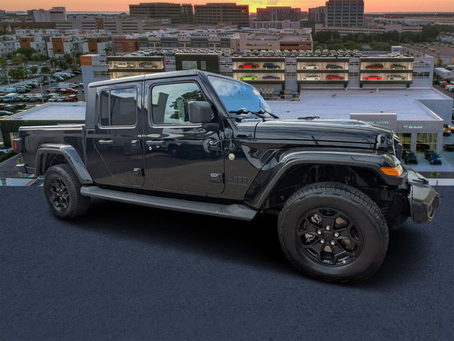 Used 2021 Jeep Gladiator - photo 1