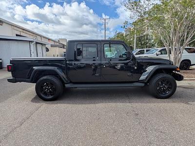 Used 2021 Jeep Gladiator - photo 1