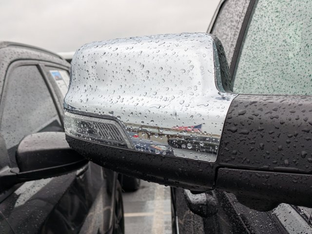 Used 2025 Ram 1500 - photo 22