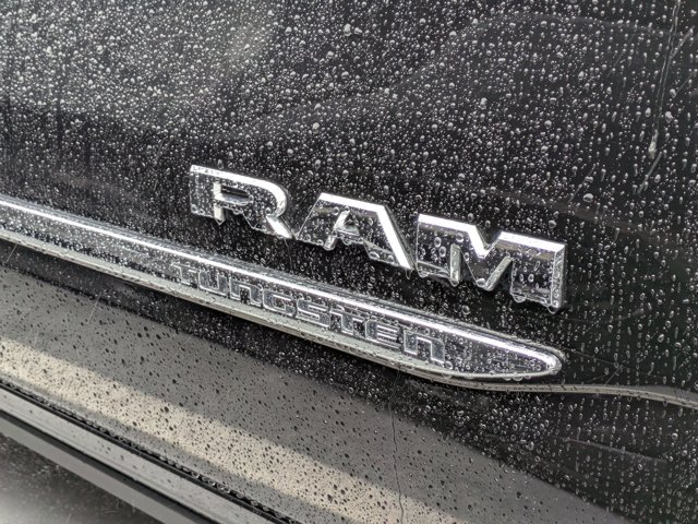 Used 2025 Ram 1500 - photo 23