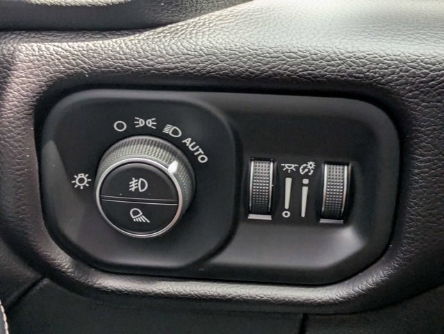 Used 2023 Ram 2500 - photo 25