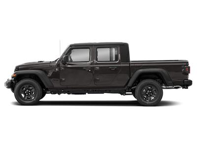 Used 2022 Jeep Gladiator - photo 1