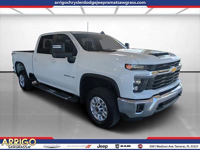 Used 2025 Chevrolet Silverado 2500 - photo 1