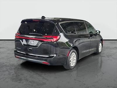2025 Chrysler Pacifica FWD Minivan for sale #R511963 - photo 2