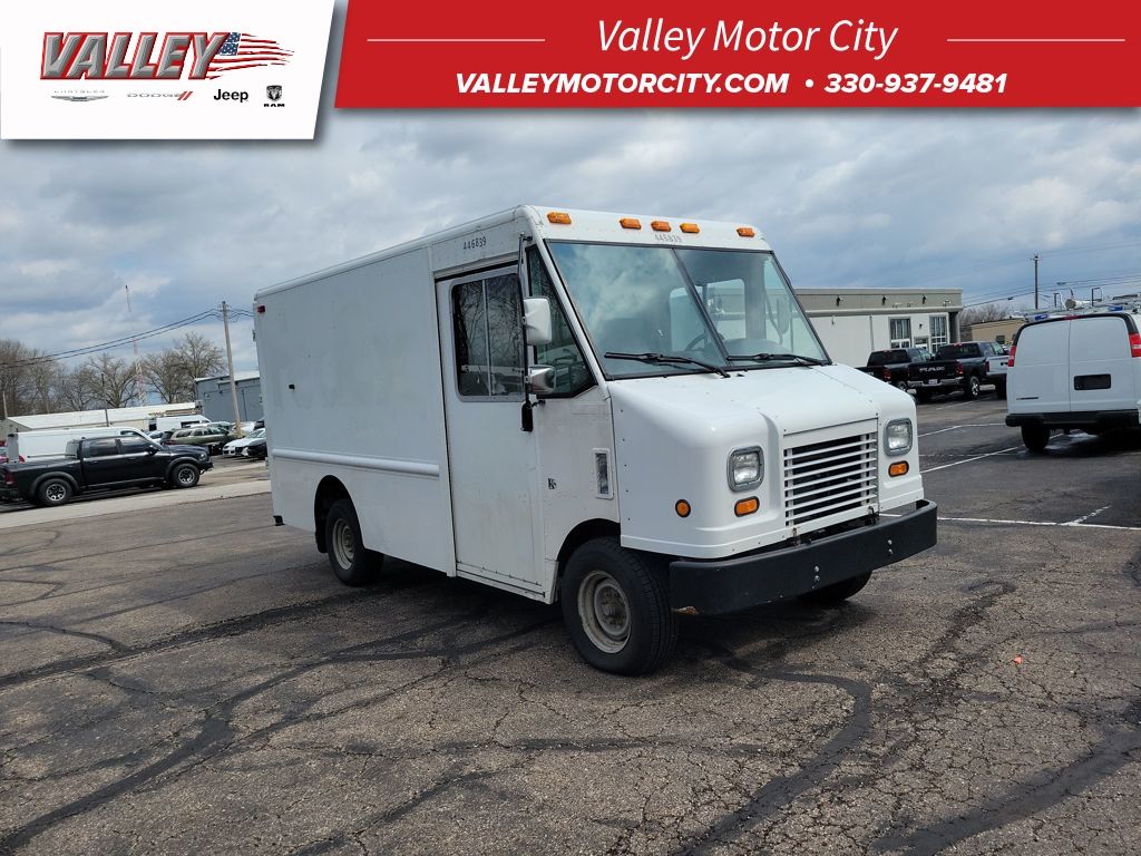 Used 2012 Ford E-350 - photo 1