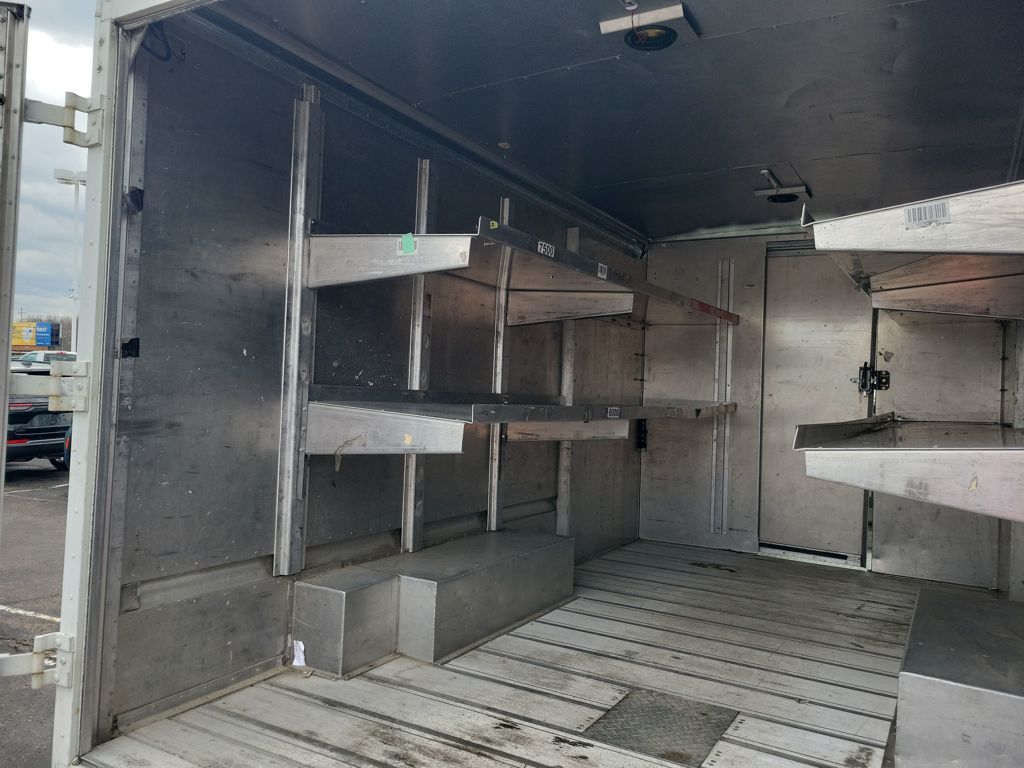 Used 2012 Ford E-350 - photo 11