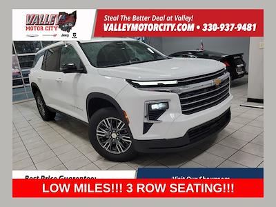 Used 2024 Chevrolet Traverse LT for sale #DJ25189A - photo 1