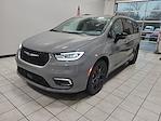Used 2025 Chrysler Pacifica Limited Minivan for sale #DP8969 - photo 3