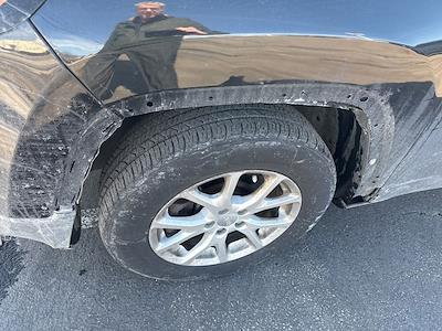 Used 2016 Jeep Cherokee - photo 1