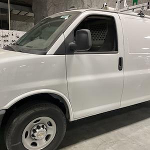 Used 2025 Chevrolet Express 2500 - photo 1