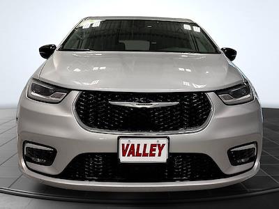 2024 Chrysler Pacifica FWD Minivan for sale #DP9371RB - photo 2