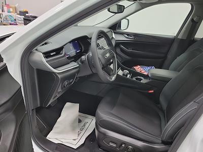 Used 2024 Jeep Grand Cherokee Laredo for sale #DR25040A - photo 2