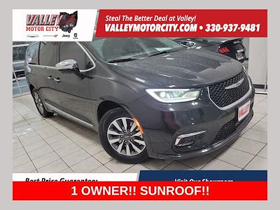 Used 2023 Chrysler Pacifica Limited Minivan for sale #X23638A - photo 1