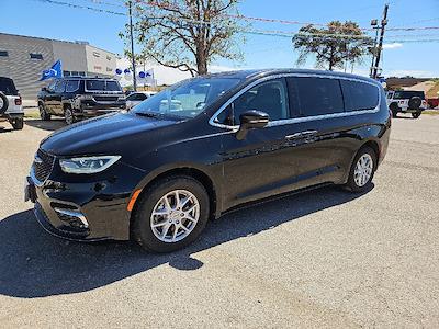 2023 Chrysler Pacifica FWD Minivan for sale #PSA0133 - photo 2