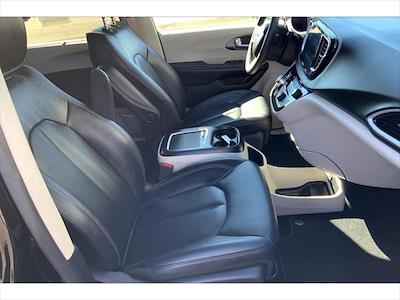 2024 Chrysler Pacifica FWD Minivan for sale #2449859T - photo 2