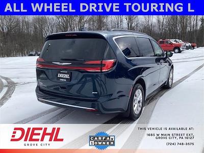 Used 2022 Chrysler Pacifica - photo 1