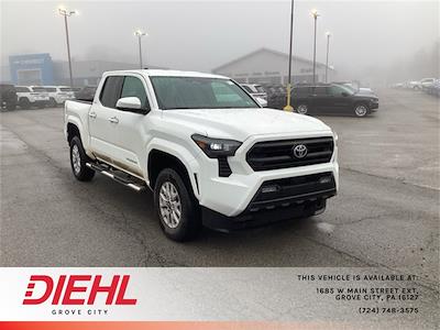 Used 2025 Toyota Tacoma - photo 1