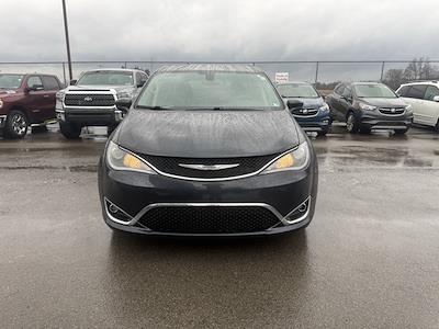 Used 2020 Chrysler Pacifica - photo 1