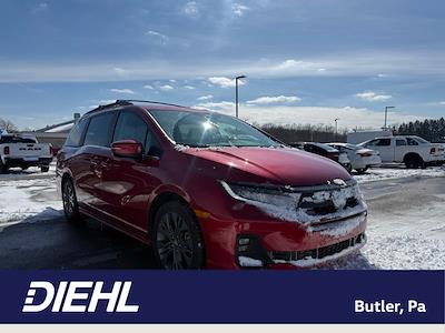 Used 2025 Honda Odyssey - photo 1