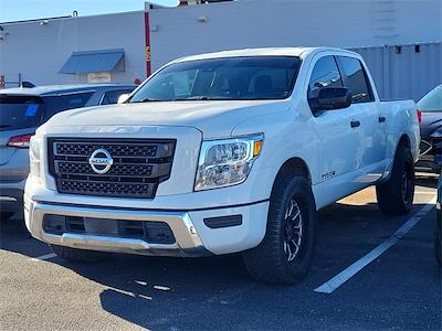 Used 2022 Nissan Titan SV Crew Cab for sale #58304A - photo 2