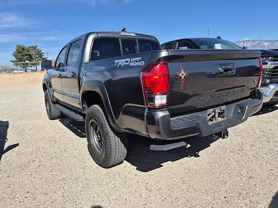 Used 2016 Toyota Tacoma - photo 1