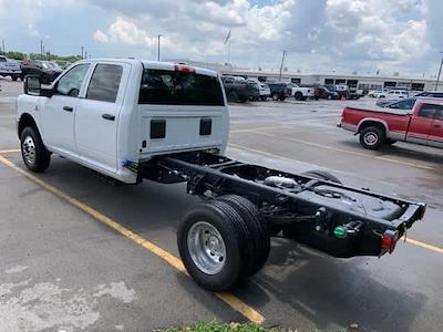 New 2025 Ram 3500 Tradesman Crew Cab 4x4 60 CA Cab Chassis for sale #SG589293 - photo 2