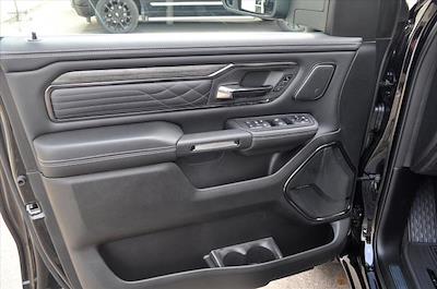 New 2025 Ram 1500 Limited Crew Cab 4x4 Pickup for sale #H25-005 - photo 2